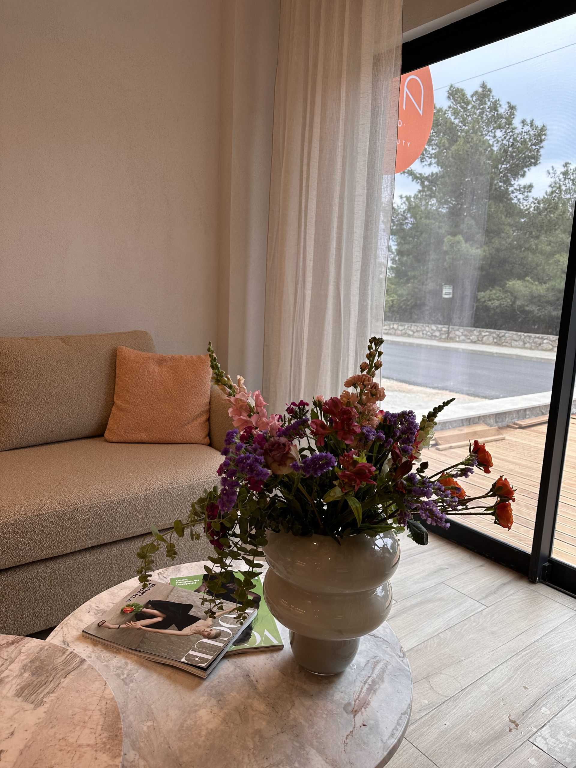 Gallery 01
